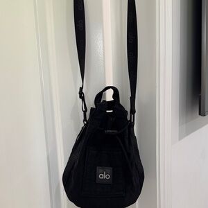 ALO Yoga cross body bucket bag black